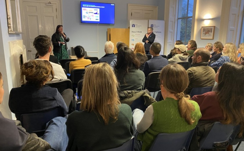 parents learn about schoolsmobile