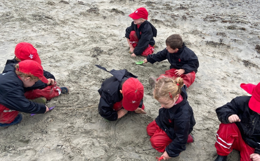 Reception beach trip 