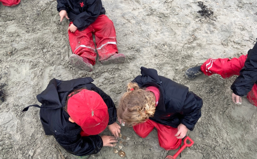 Reception beach trip 